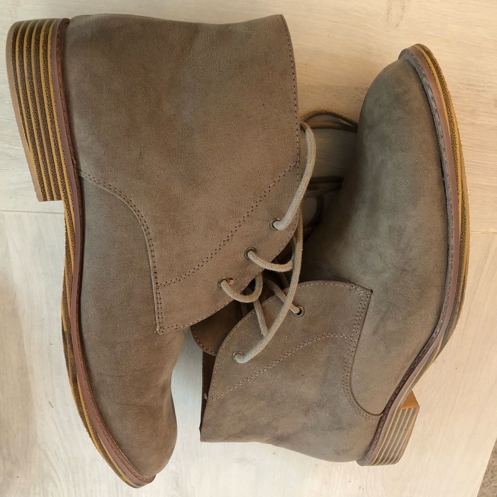 Old Navy Tan Faux Suede Desert Chukka Boots Mens Size 12 - Picture 8 of 11